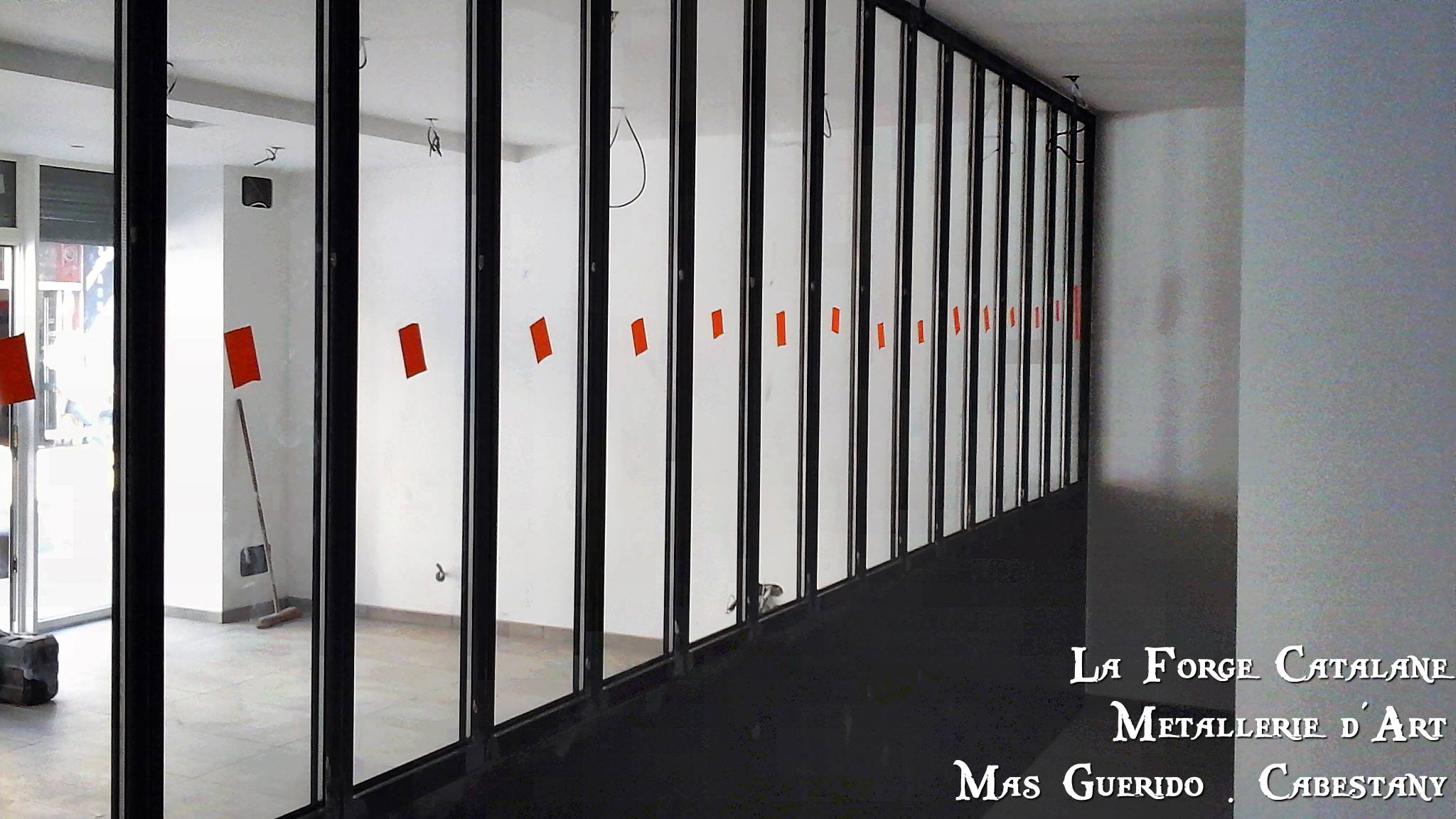 verriere type ancien atelier separation bureaux boitaclous 7 Forge Catalane.jpg